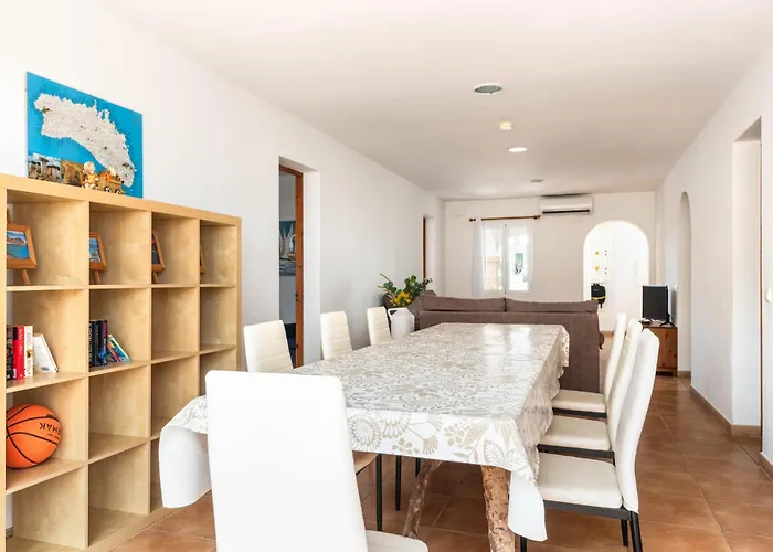 Villa Binisaret I By Mauter *